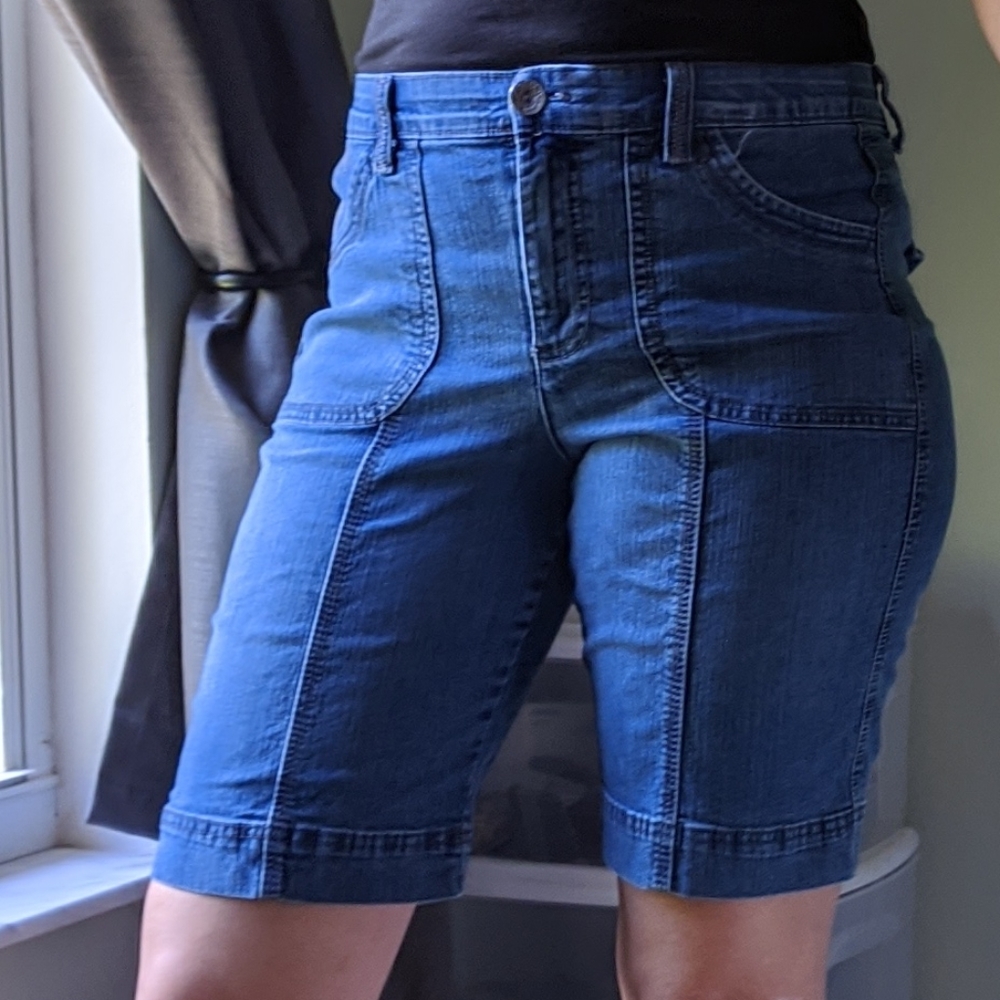 Gloria Vanderbilt Jean Shorts